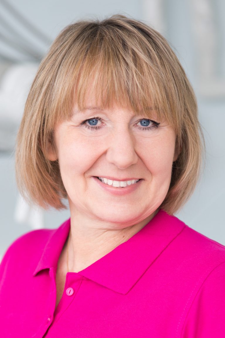 Anna Leśniewska asystentka